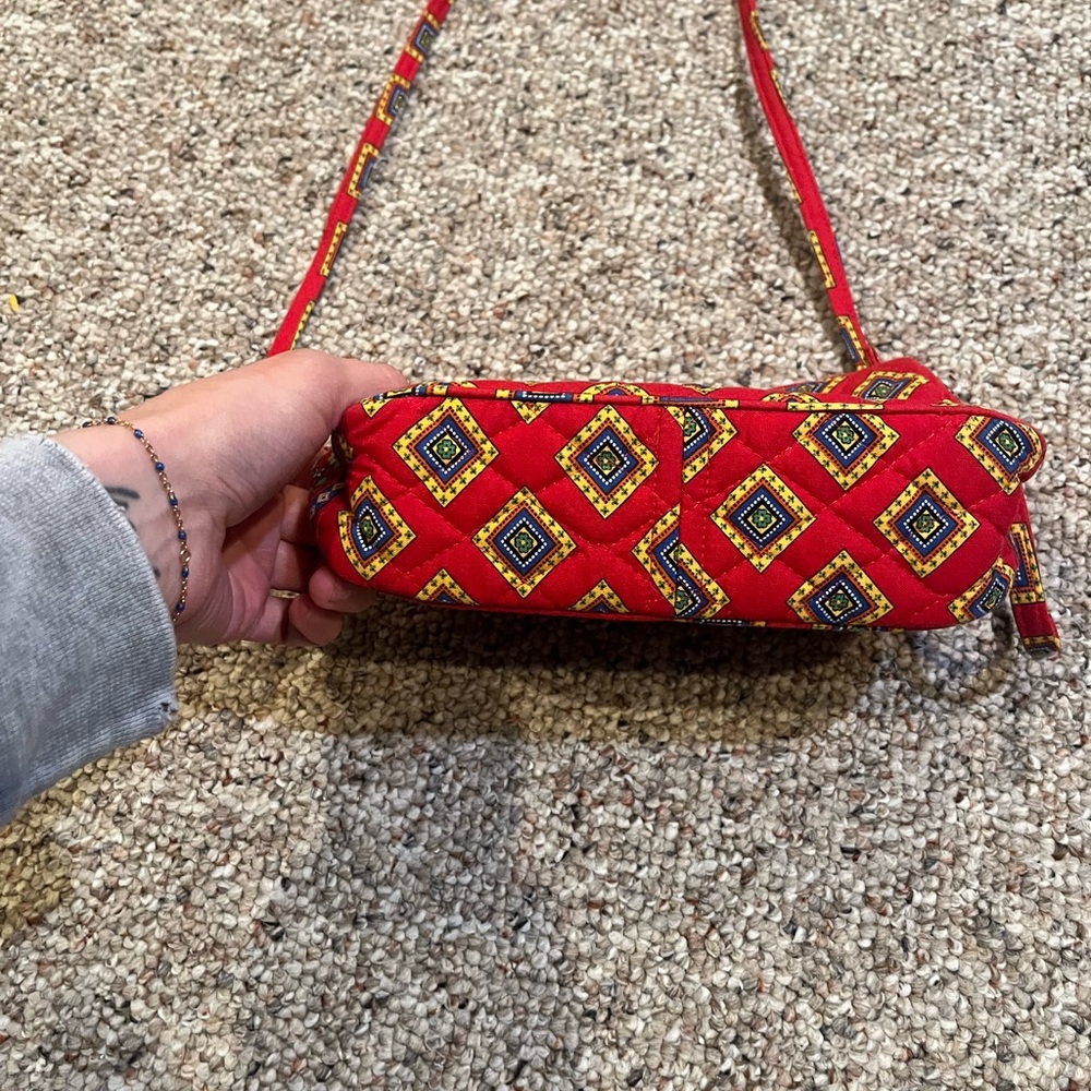 Vera Bradley Red Geometric Crossbody Bag - Picture 5 of 7